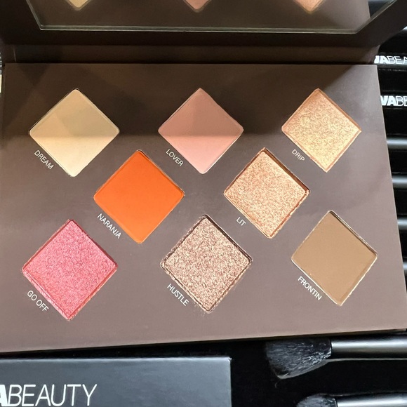 FASHIONNOVA Nova Beauty New Eye Collection Box w/ Mirror - 23 Piece Set - Picture 10 of 16